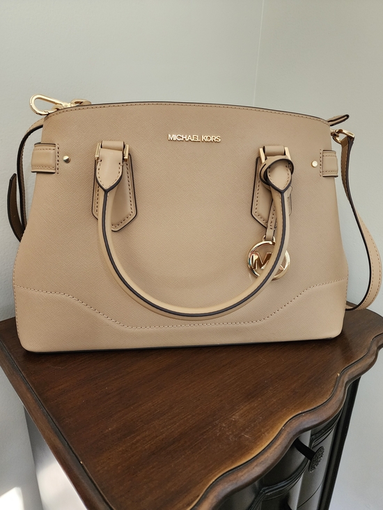 Michael Kors Handbags - Michael Kors Beige Leather Satchel Handbag